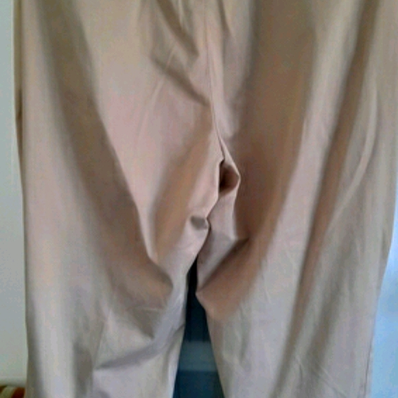 Straight leg pants - Picture 3 of 3